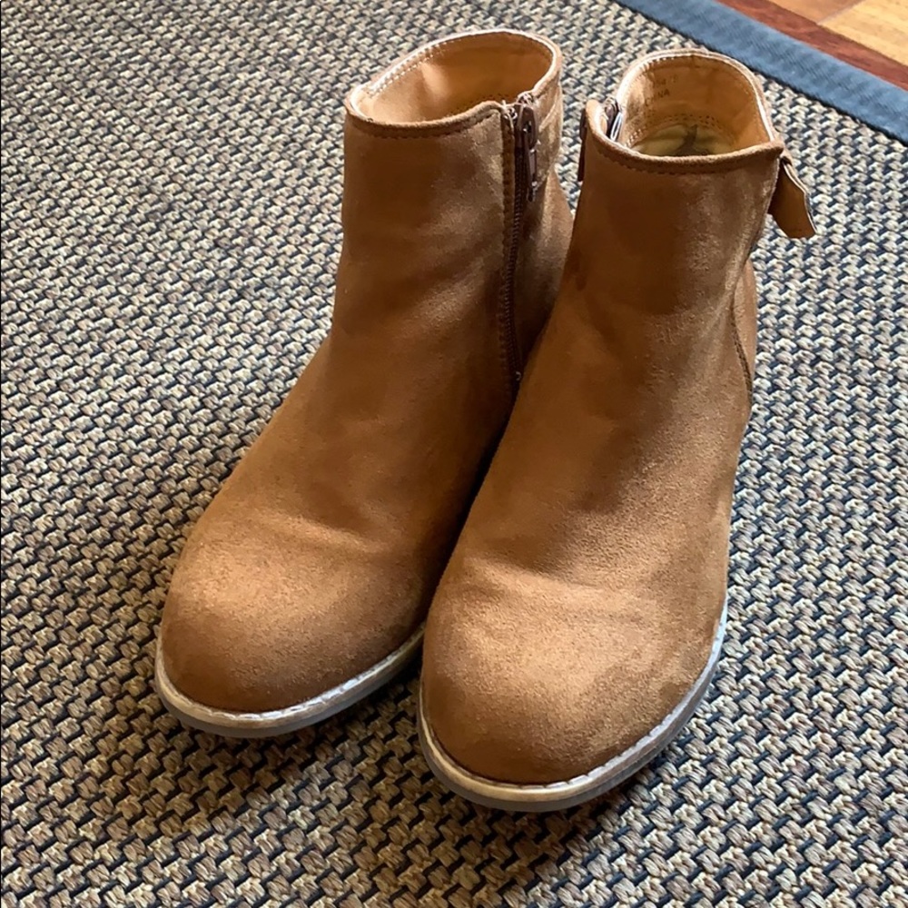 Tan Suede Booties - Picture 4 of 4